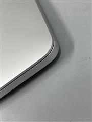 APPLE MACBOOK PRO A2338